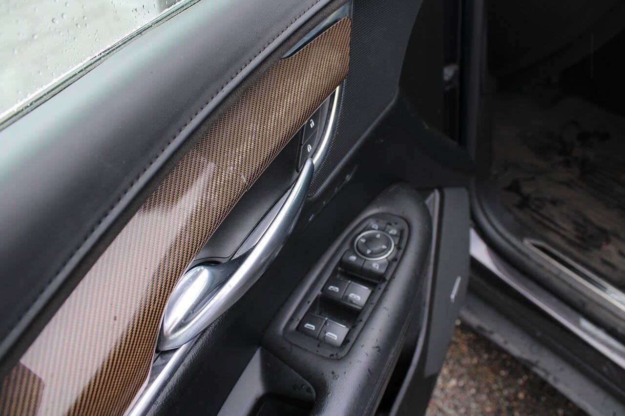 2017 Cadillac XT5 Platinum 4x4 4dr SUV