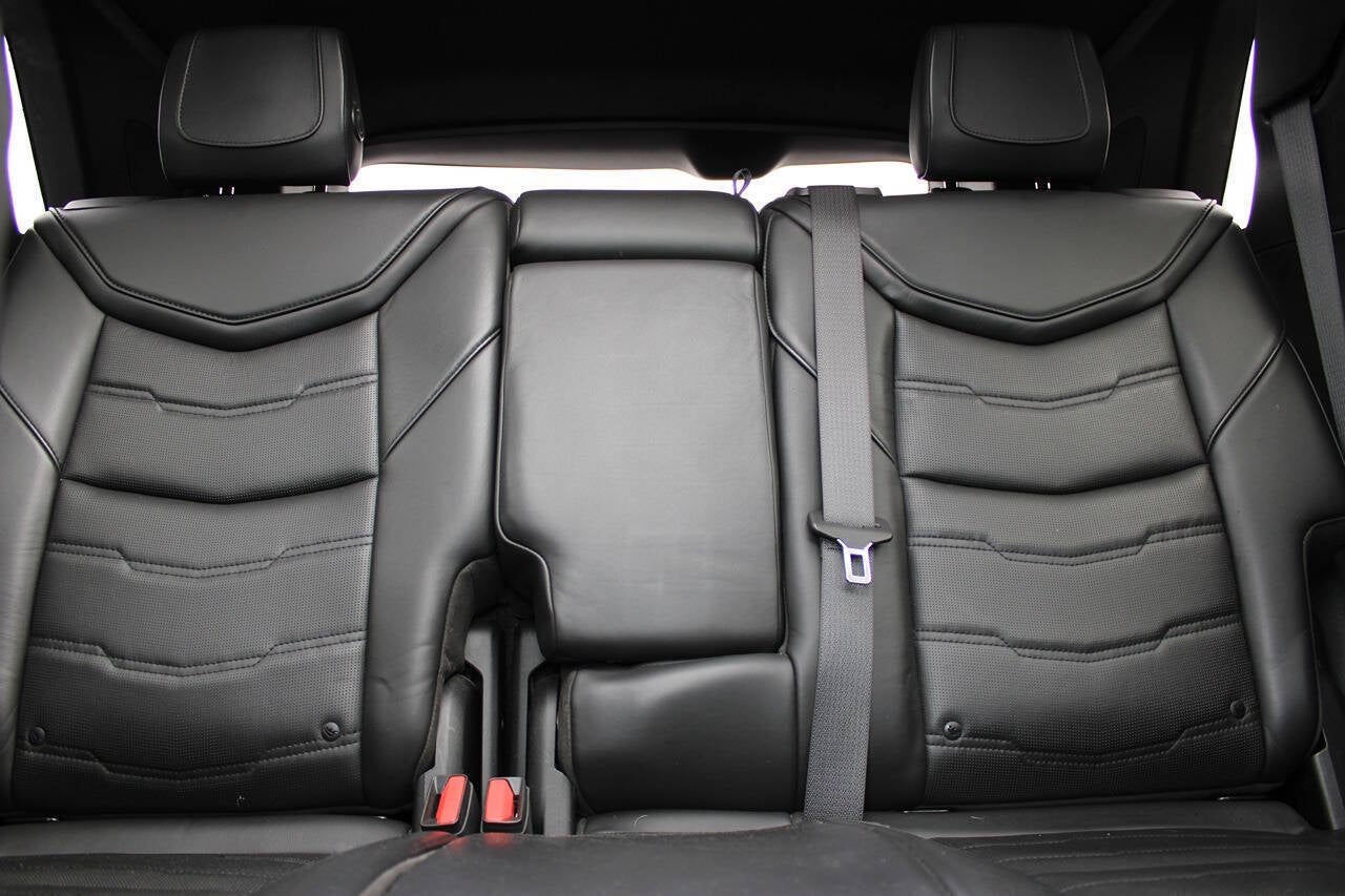 2017 Cadillac XT5 Platinum 4x4 4dr SUV