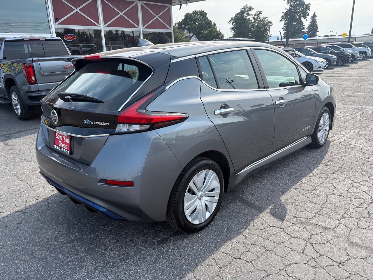 2018 Nissan LEAF S 4dr Hatchback