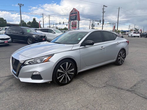 2022 Nissan Altima 2.5 SR 4dr Sedan