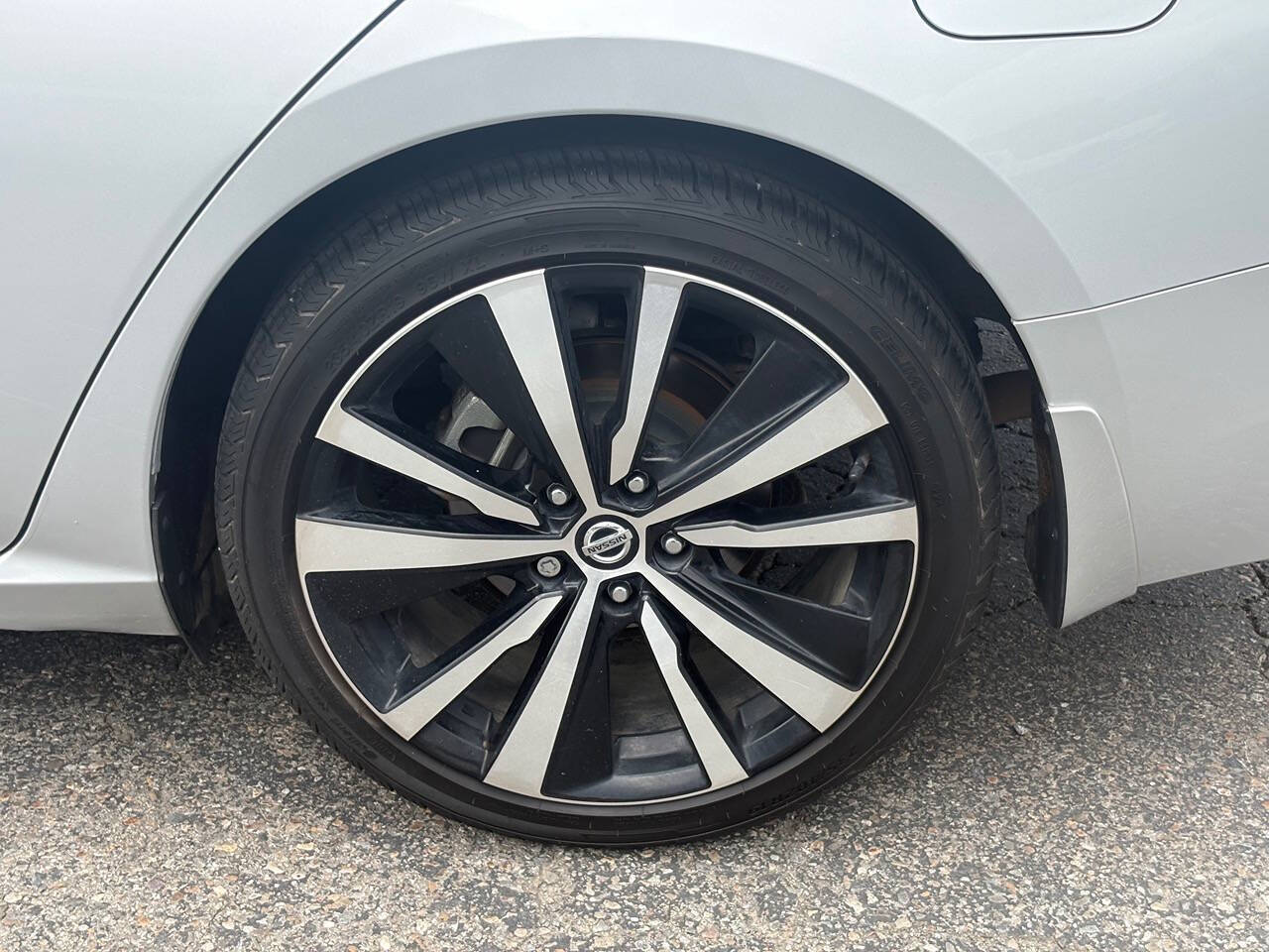 2022 Nissan Altima 2.5 SR 4dr Sedan