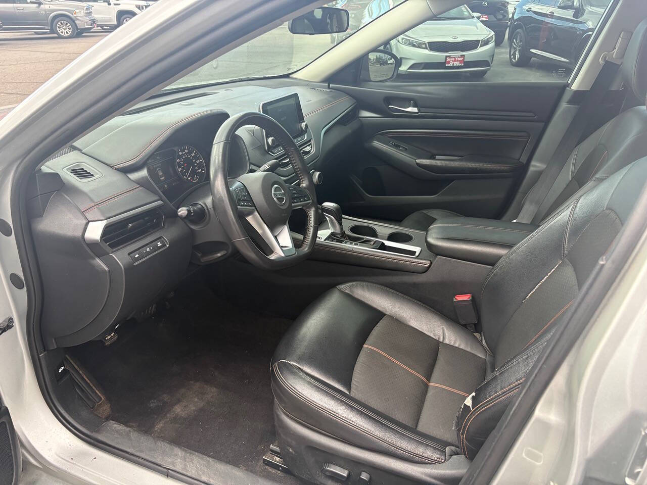 2022 Nissan Altima 2.5 SR 4dr Sedan