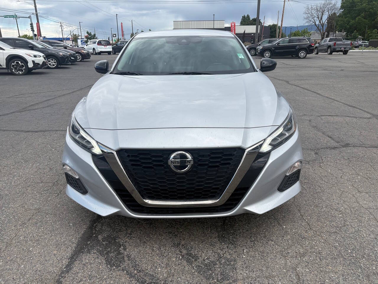 2022 Nissan Altima 2.5 SR 4dr Sedan