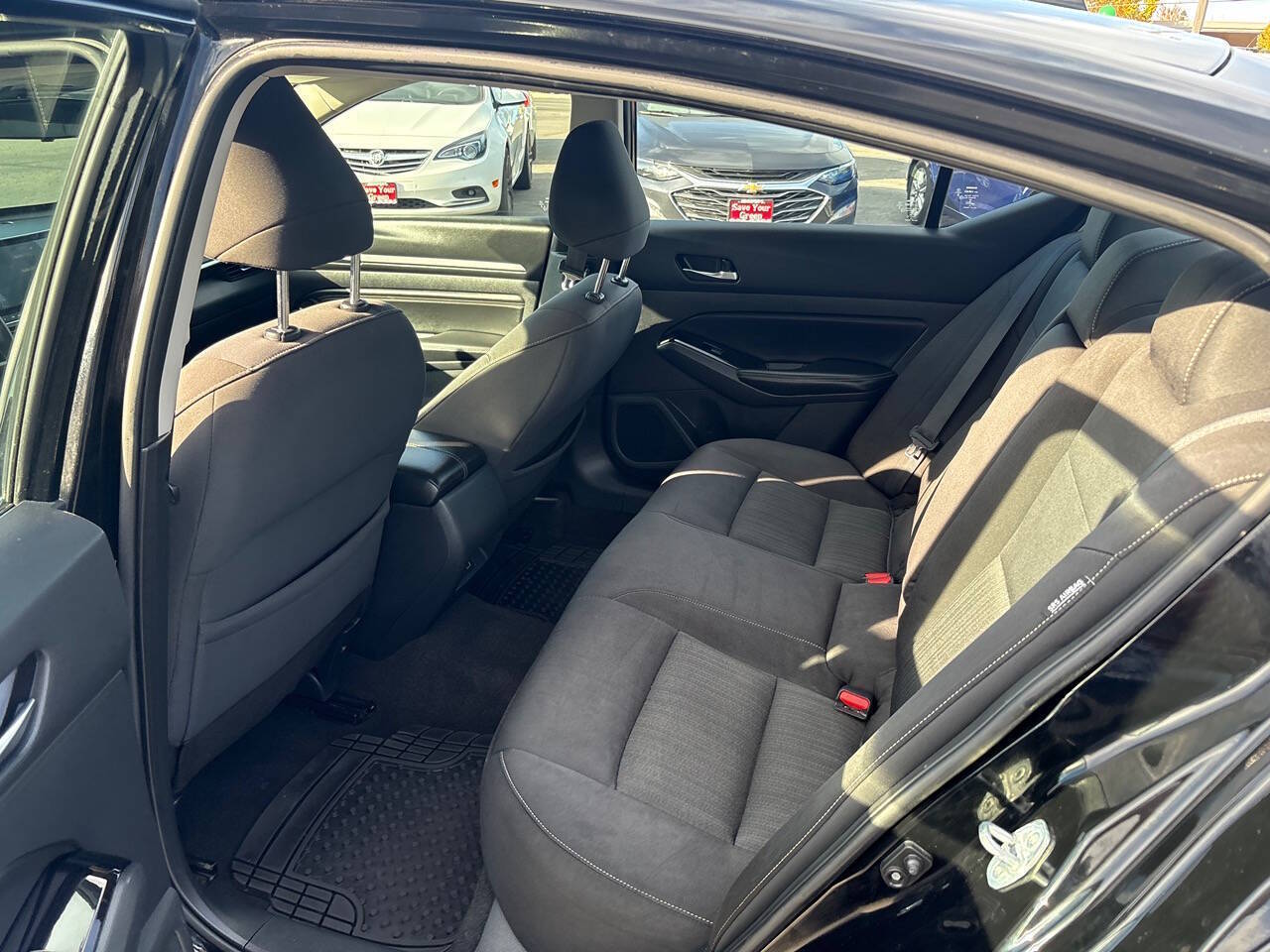 2021 Nissan Altima 2.5 SV AWD 4dr Sedan