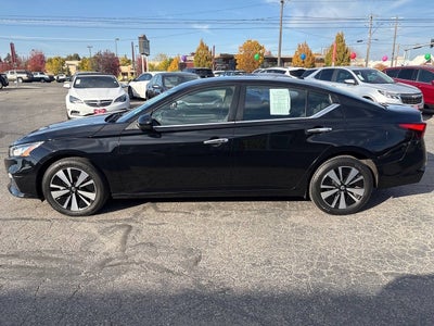 2021 Nissan Altima 2.5 SV AWD 4dr Sedan