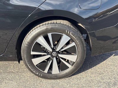 2021 Nissan Altima 2.5 SV AWD 4dr Sedan