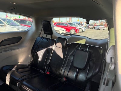 2023 Chrysler Pacifica Touring L 4dr Mini Van