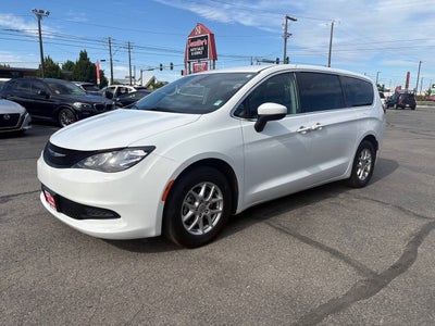 2023 Chrysler Voyager LX 4dr Mini Van