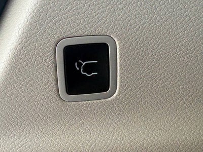 2023 Chrysler Voyager LX 4dr Mini Van