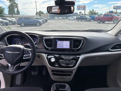 2023 Chrysler Voyager LX 4dr Mini Van