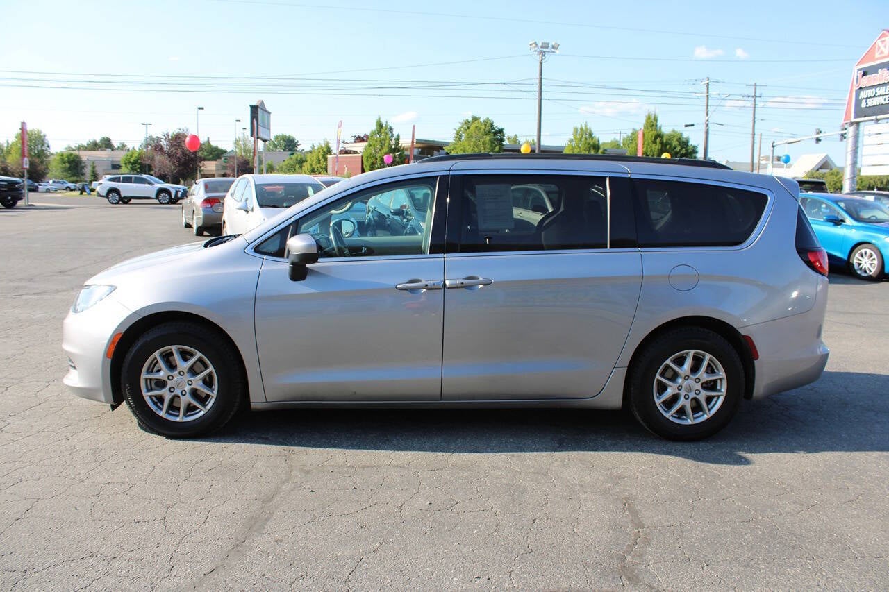 2021 Chrysler Voyager LXi 4dr Mini Van