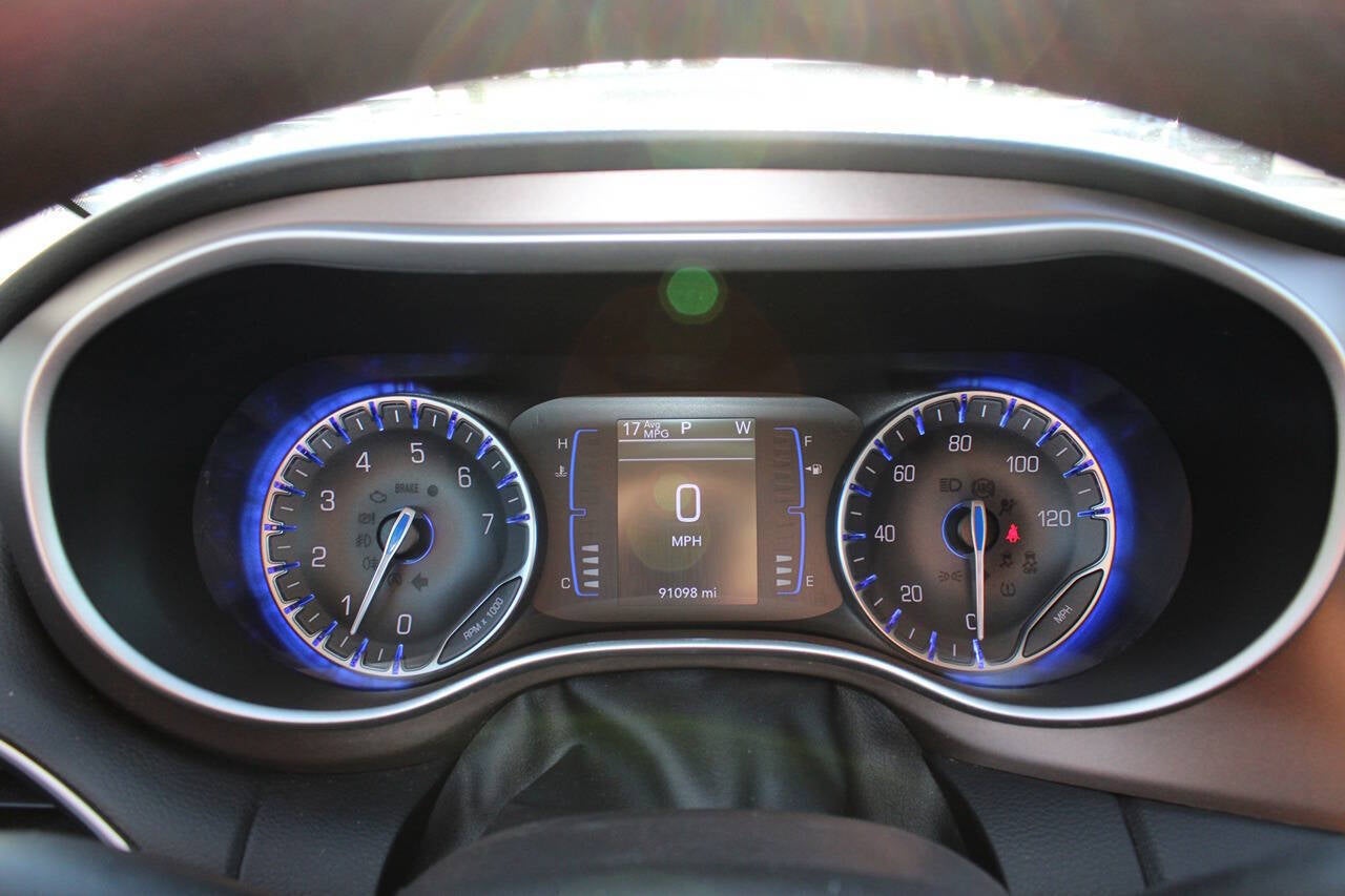 2021 Chrysler Voyager LXi 4dr Mini Van