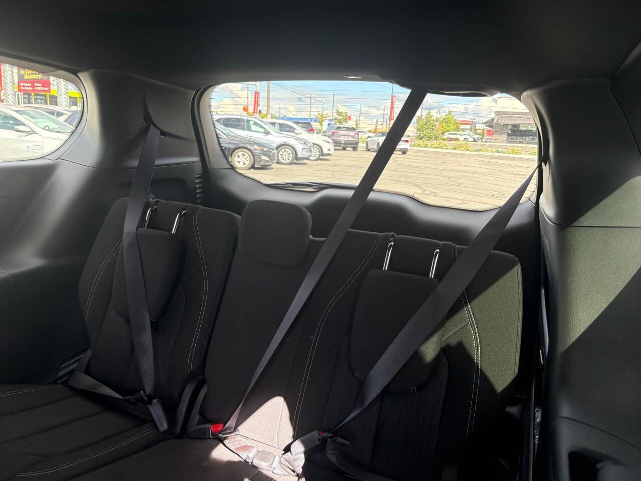 2024 Chrysler Pacifica Touring 4dr Mini Van