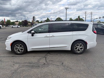 2023 Chrysler Pacifica Limited 4dr Mini Van