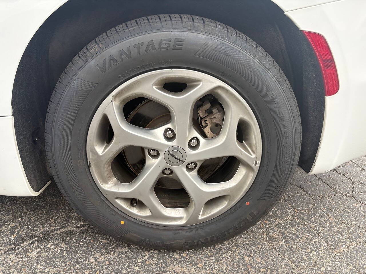 2023 Chrysler Pacifica Limited 4dr Mini Van