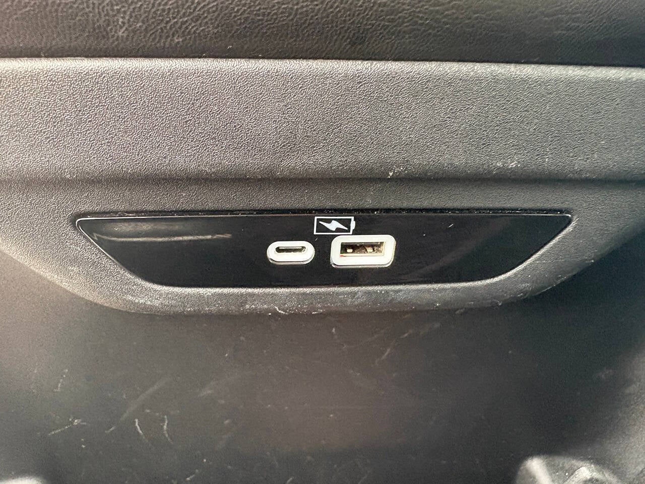 2023 Chrysler Pacifica Limited 4dr Mini Van