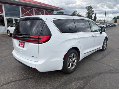 2023 Chrysler Pacifica Limited 4dr Mini Van