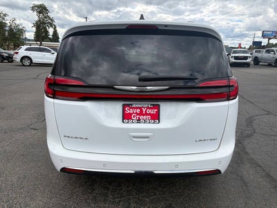2023 Chrysler Pacifica Limited 4dr Mini Van