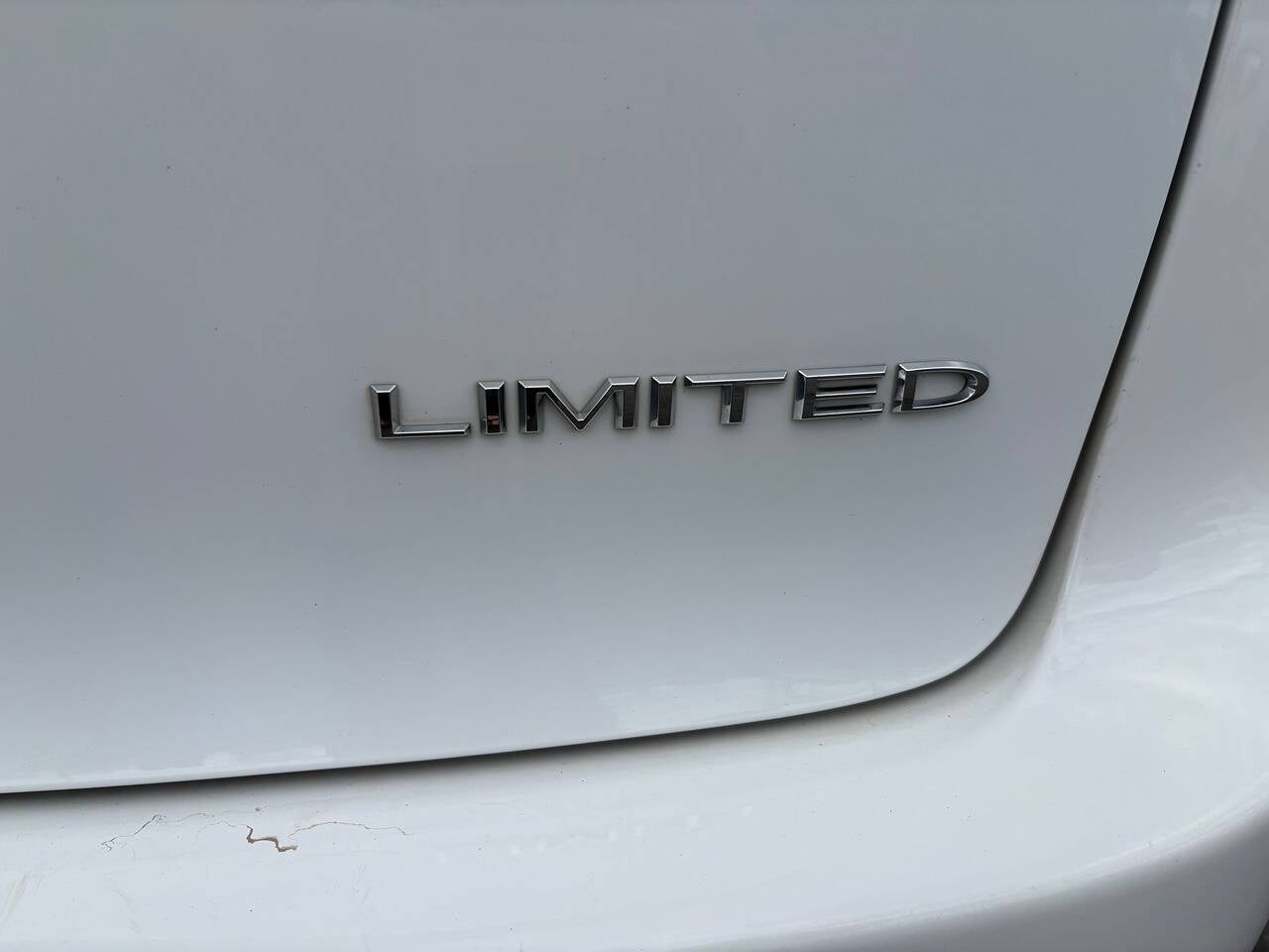 2023 Chrysler Pacifica Limited 4dr Mini Van