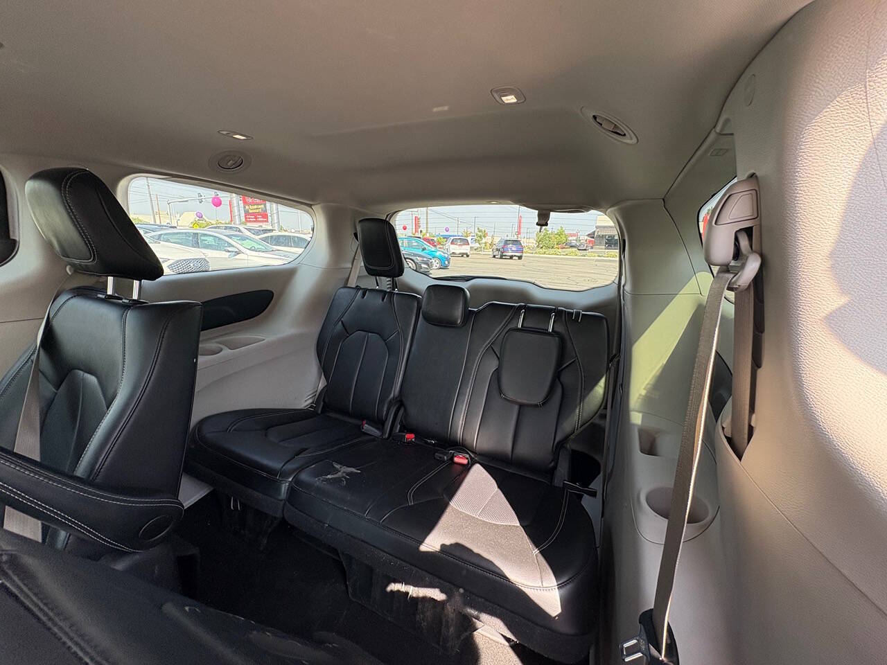 2024 Chrysler Pacifica Plug-In Hybrid Select 4dr Mini Van