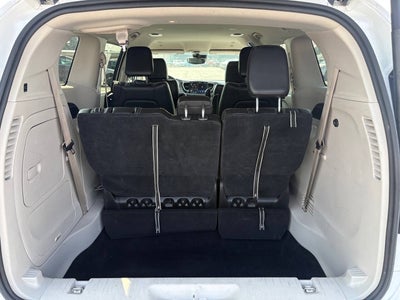 2024 Chrysler Pacifica Plug-In Hybrid Select 4dr Mini Van