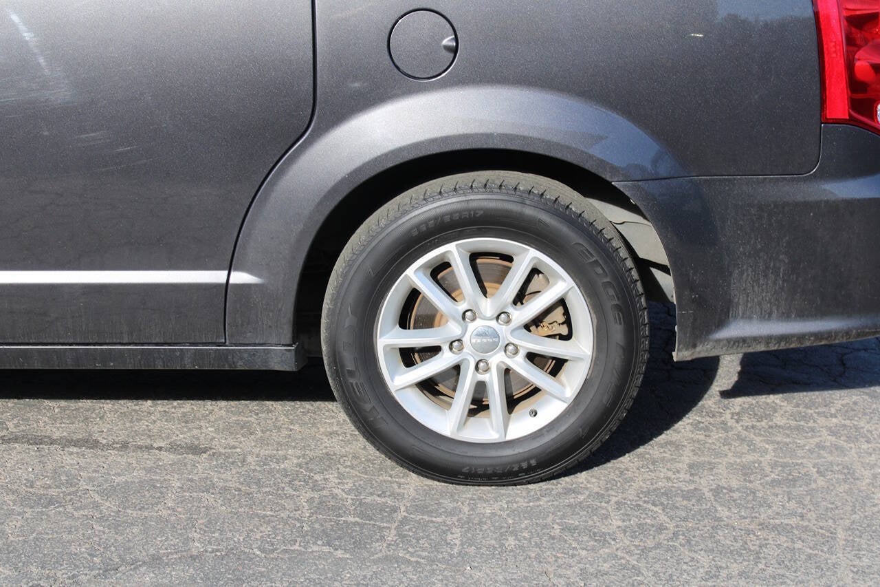 2020 Dodge Grand Caravan SXT 4dr Mini Van