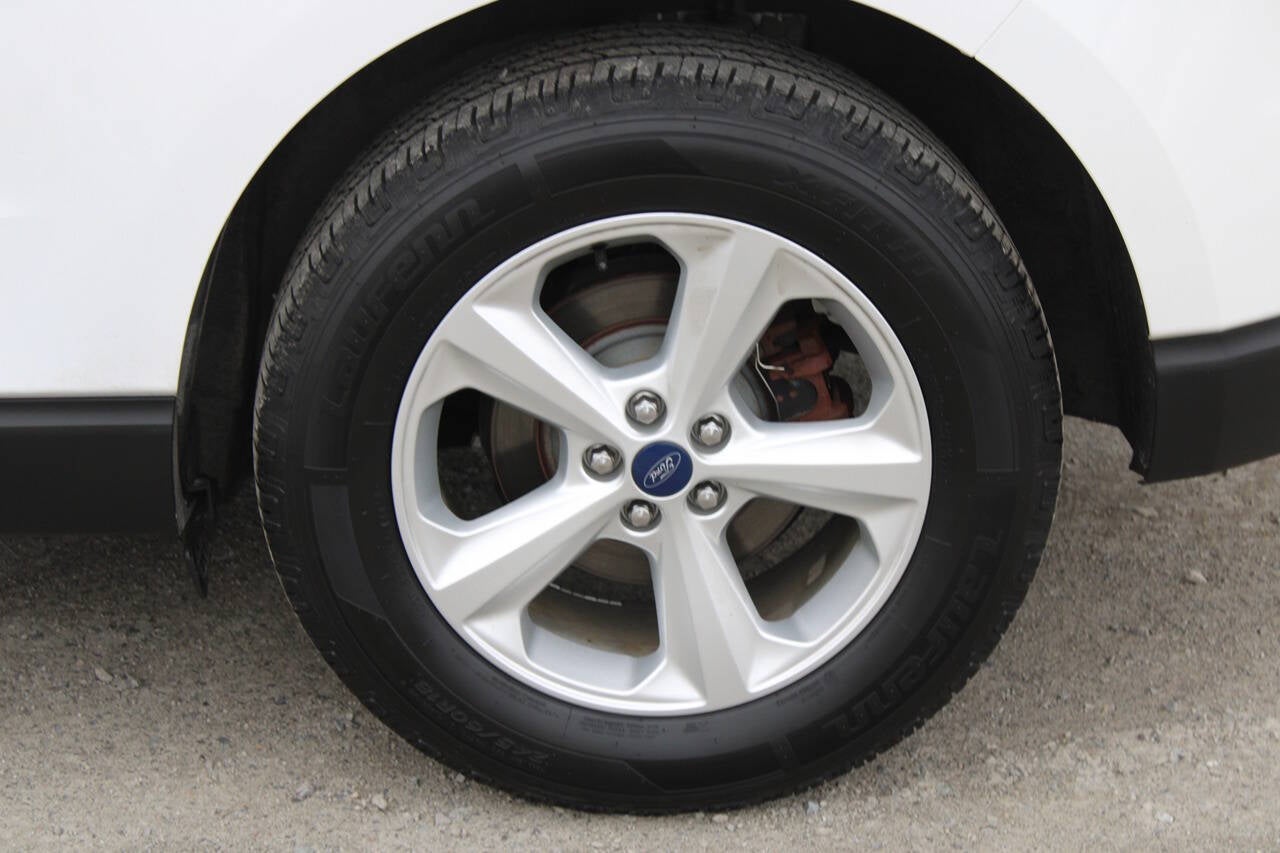 2016 Ford Edge SE AWD 4dr Crossover