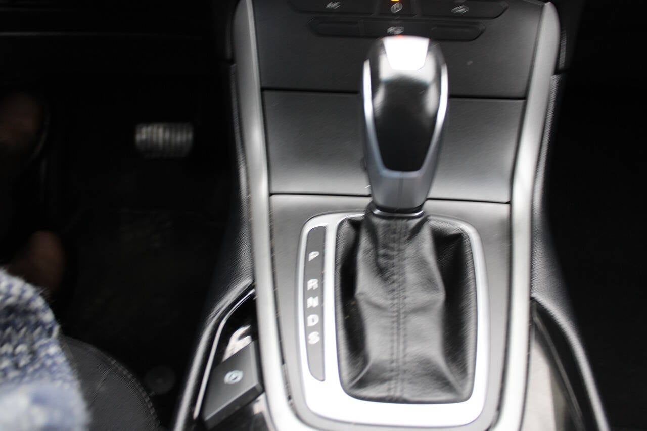 2016 Ford Edge SE AWD 4dr Crossover