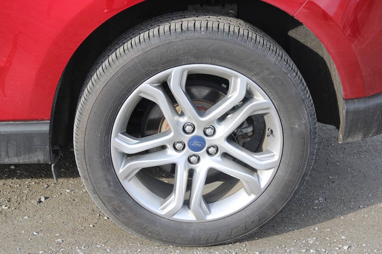 2016 Ford Edge Titanium AWD 4dr Crossover