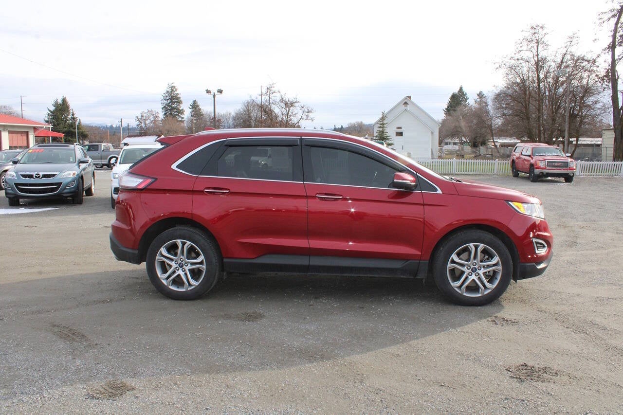 2016 Ford Edge Titanium AWD 4dr Crossover