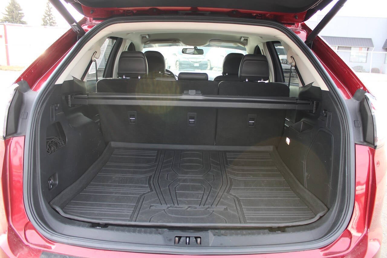 2016 Ford Edge Titanium AWD 4dr Crossover