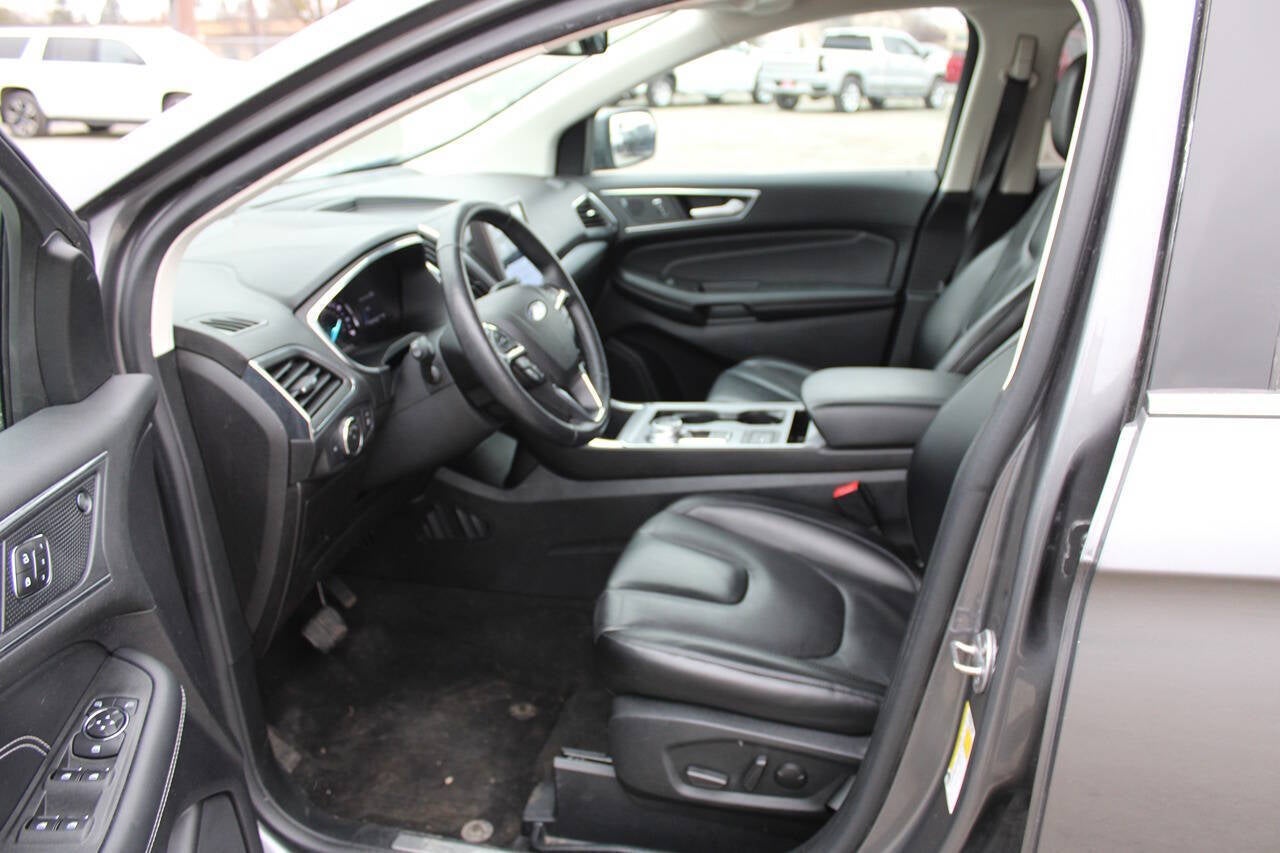 2021 Ford Edge Titanium AWD 4dr Crossover