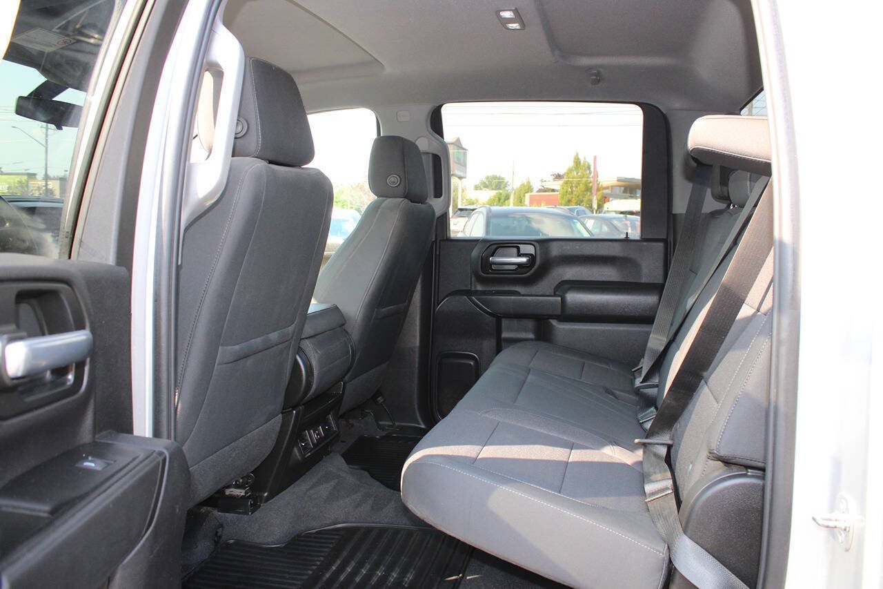 2022 Chevrolet Silverado 2500HD LT 4x4 4dr Crew Cab SB