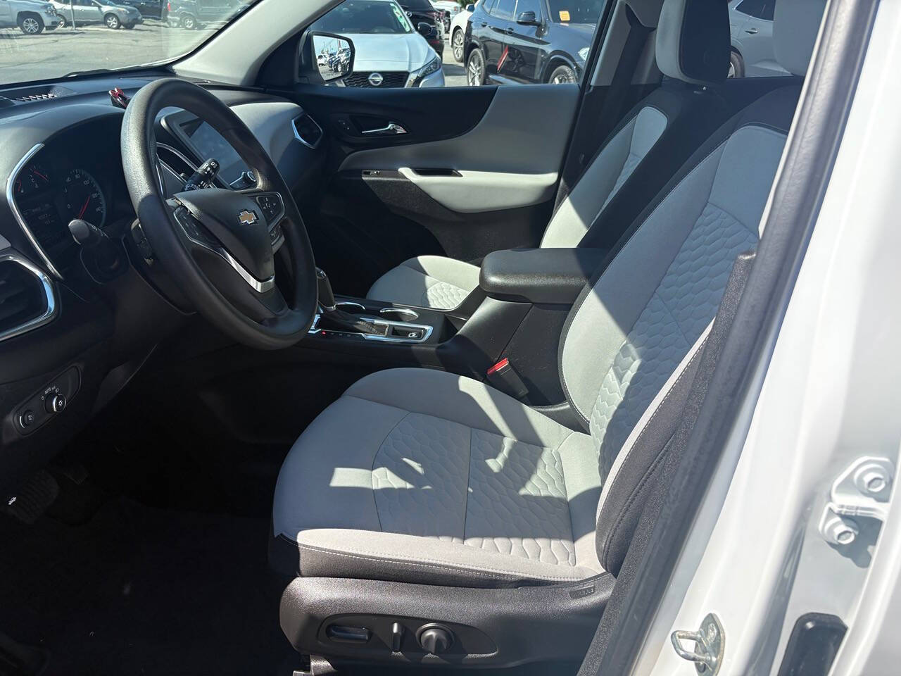 2019 Chevrolet Equinox LS 4x4 4dr SUV w/1LS