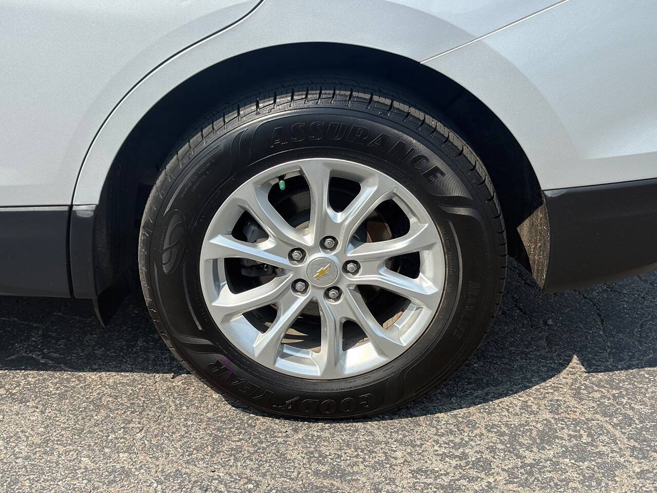 2020 Chevrolet Equinox LT 4x4 4dr SUV w/2FL