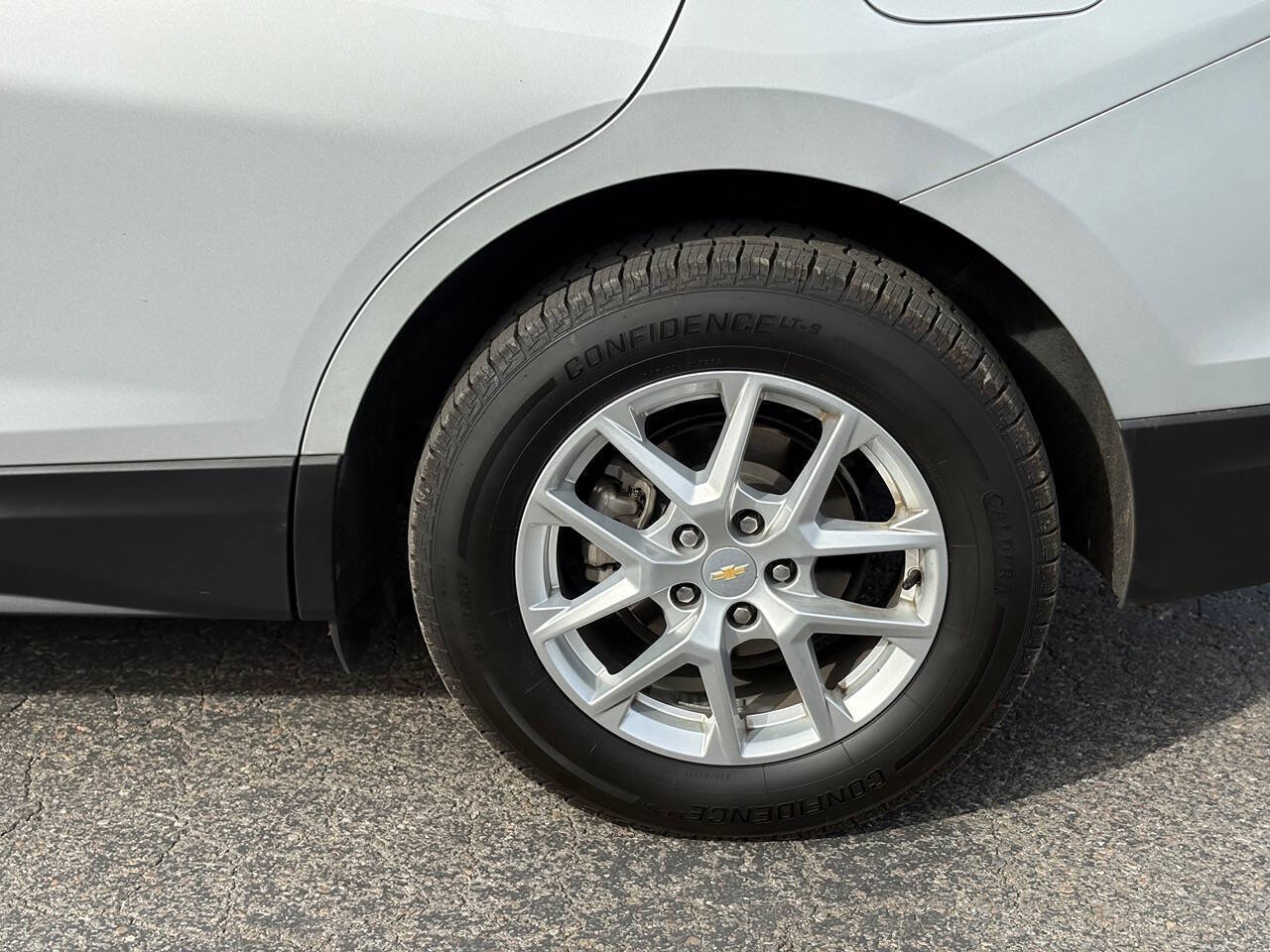 2022 Chevrolet Equinox LT 4x4 4dr SUV w/2FL