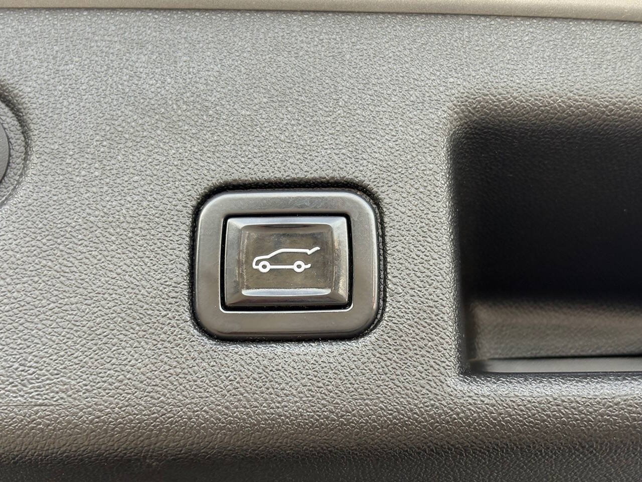 2022 Chevrolet Equinox LT 4x4 4dr SUV w/2FL