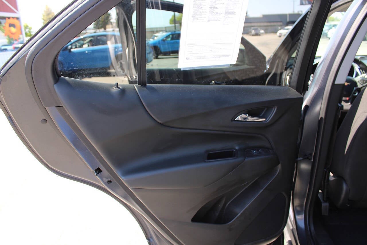 2022 Chevrolet Equinox LT 4x4 4dr SUV w/2FL