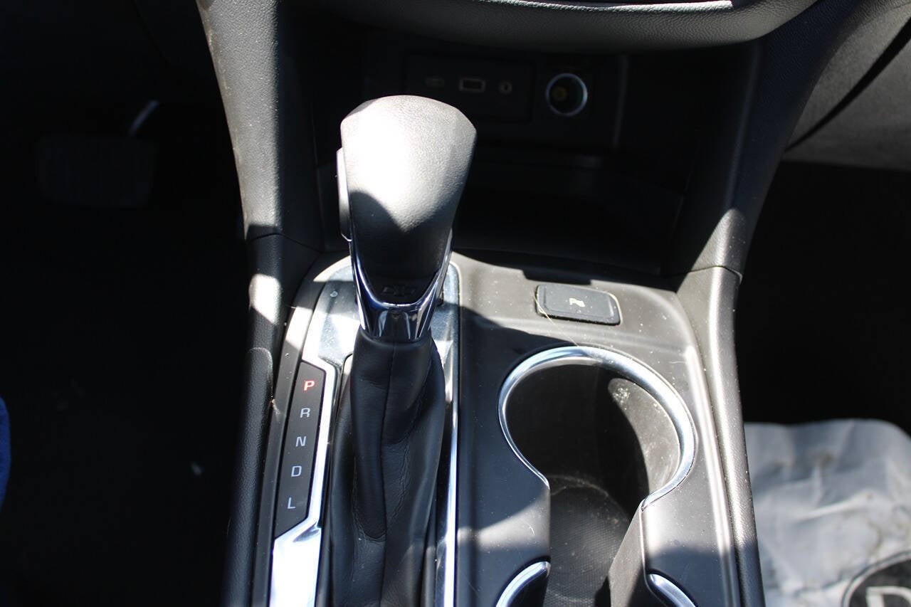 2022 Chevrolet Equinox LT 4x4 4dr SUV w/2FL