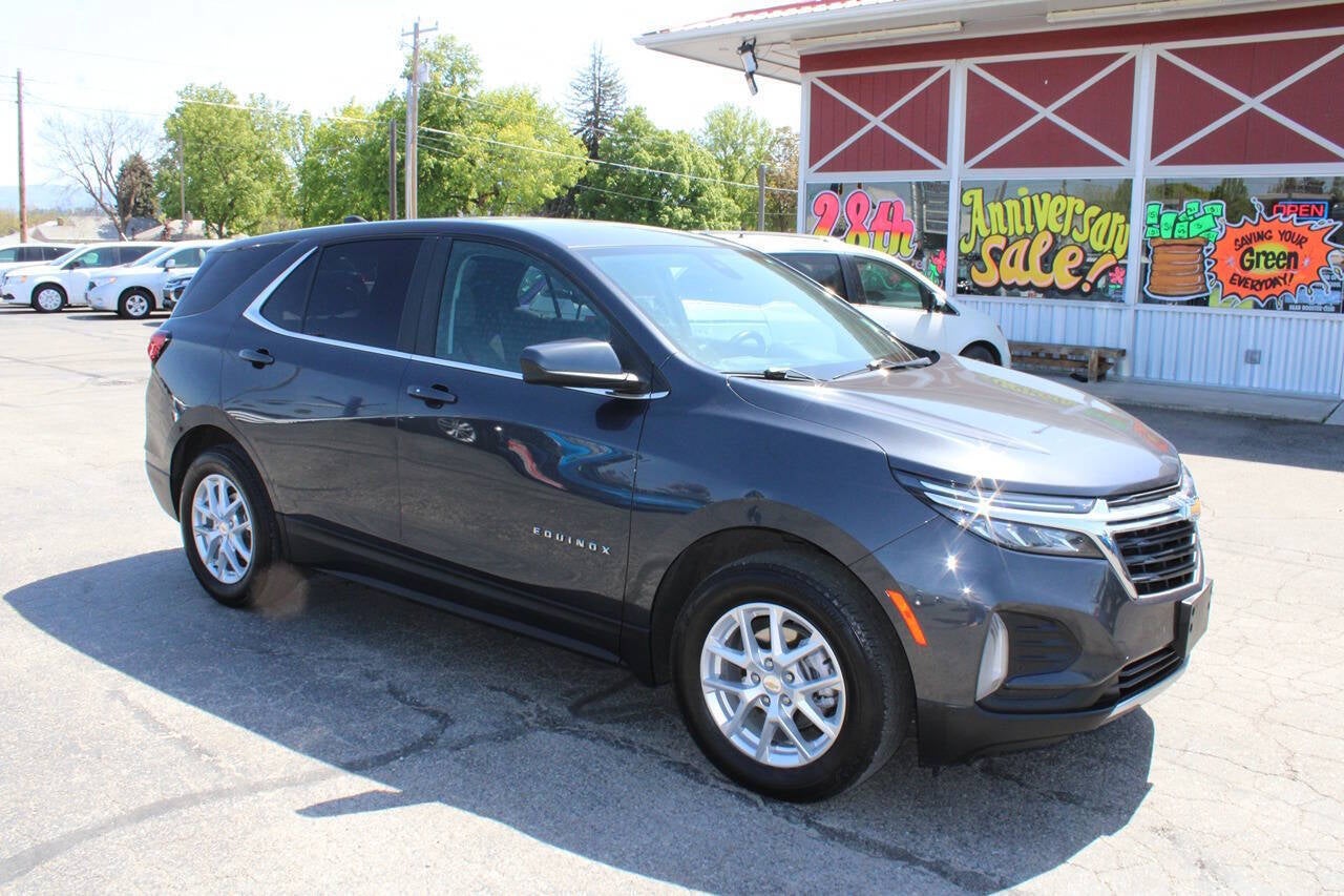 2022 Chevrolet Equinox LT 4x4 4dr SUV w/2FL