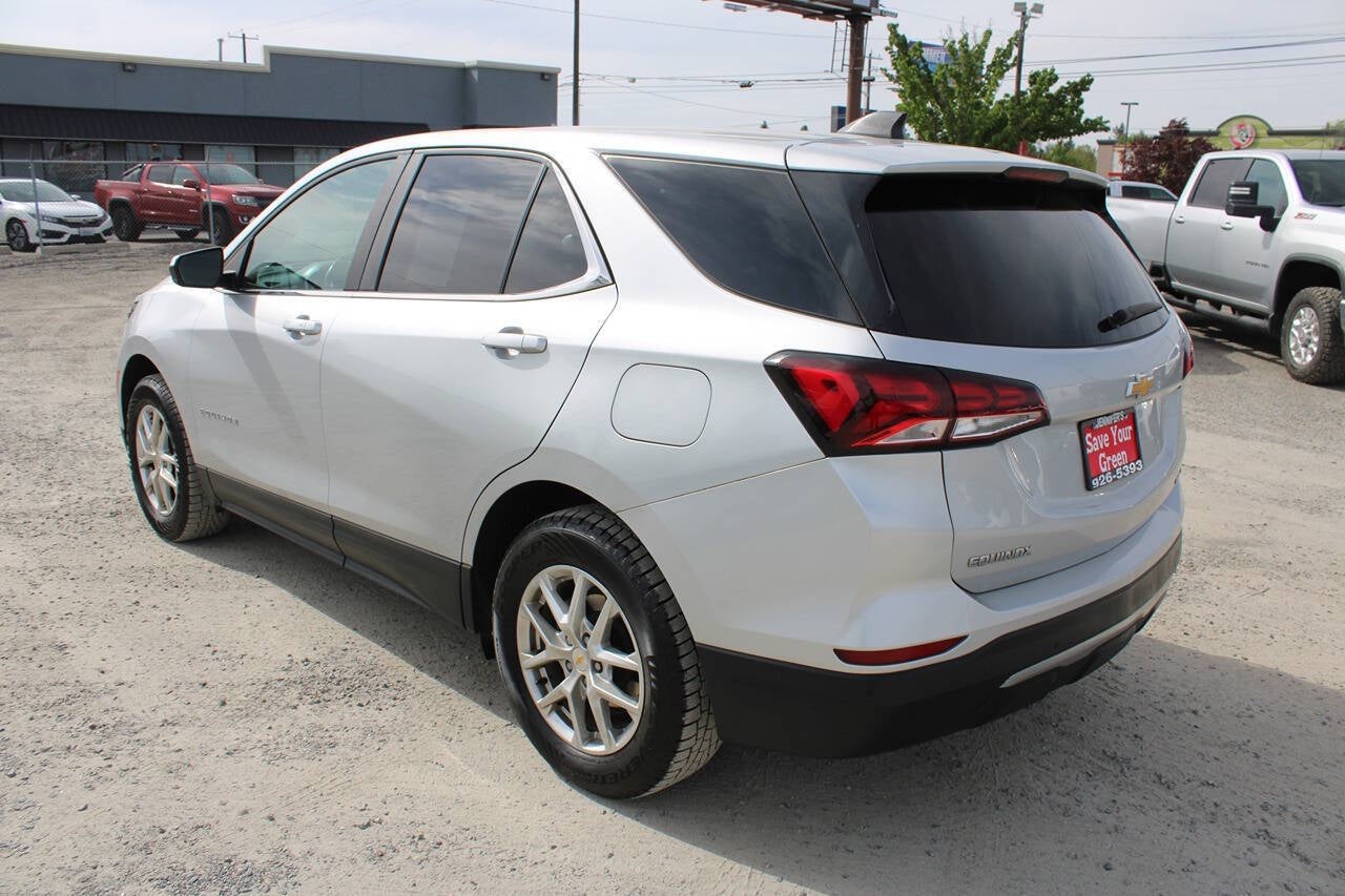 2022 Chevrolet Equinox LT 4x4 4dr SUV w/2FL