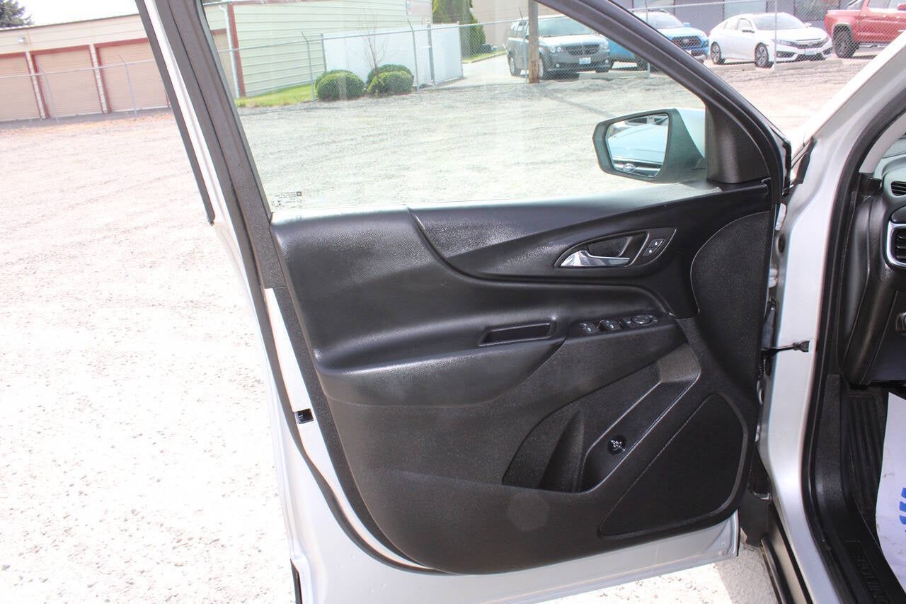 2022 Chevrolet Equinox LT 4x4 4dr SUV w/2FL