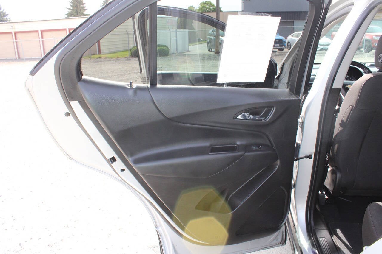 2022 Chevrolet Equinox LT 4x4 4dr SUV w/2FL