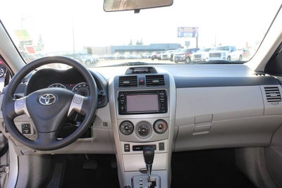 2012 Toyota Corolla LE 4dr Sedan 4A