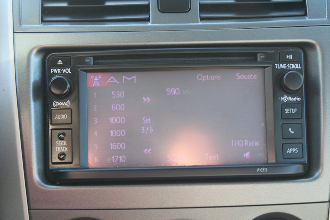 2012 Toyota Corolla LE 4dr Sedan 4A