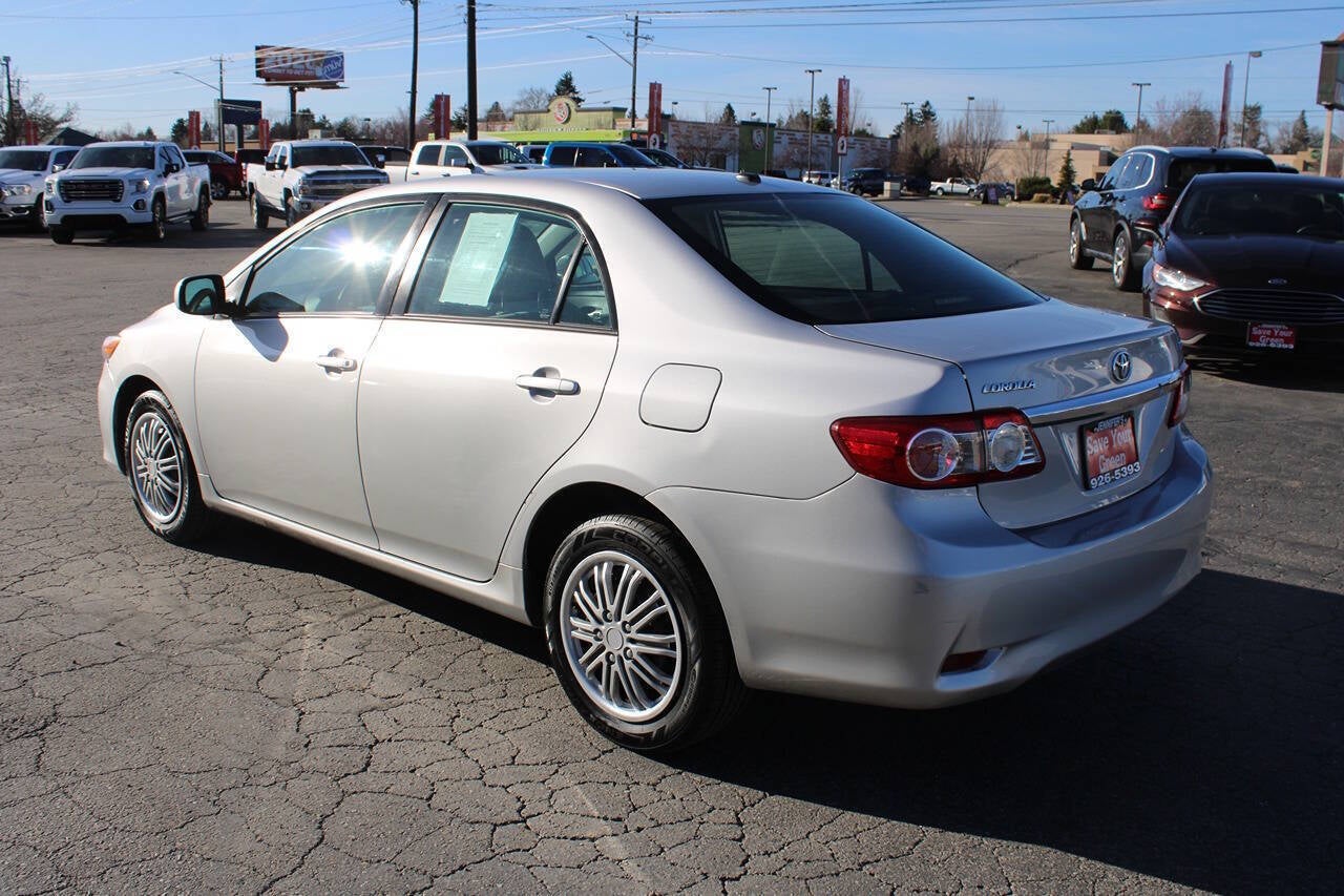 2012 Toyota Corolla LE 4dr Sedan 4A