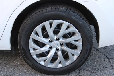 2018 Toyota Corolla LE 4dr Sedan