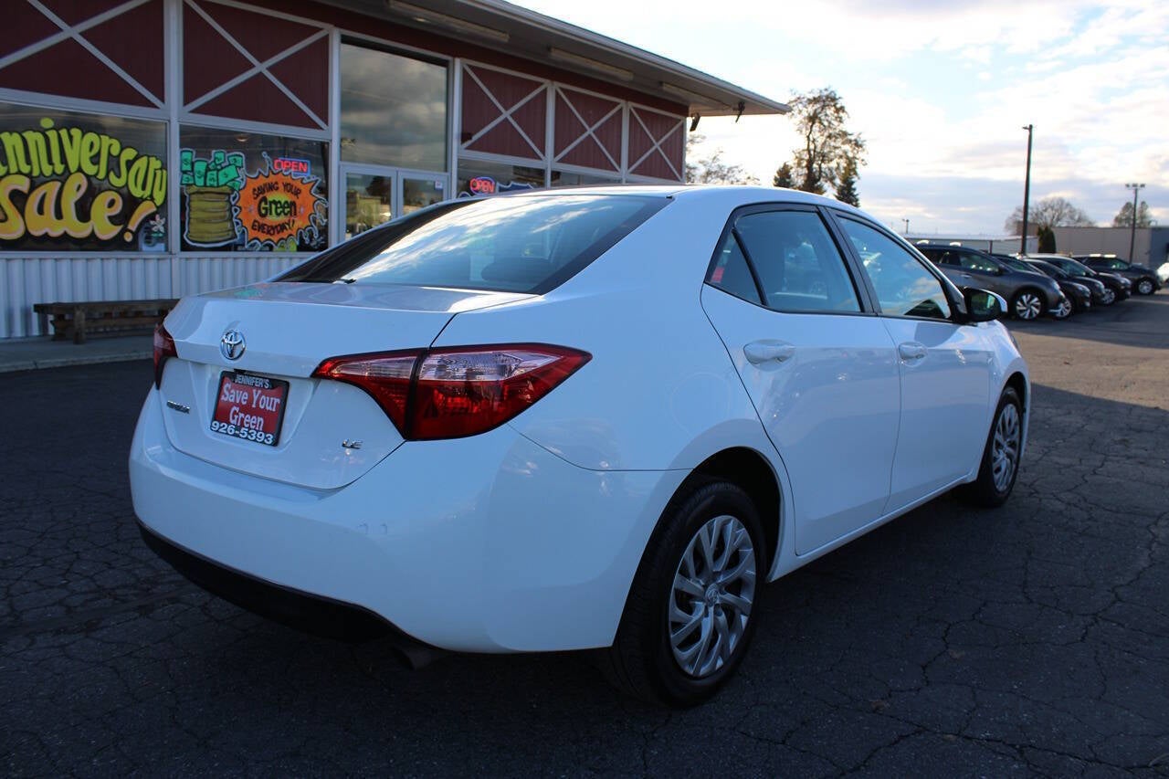 2018 Toyota Corolla LE 4dr Sedan