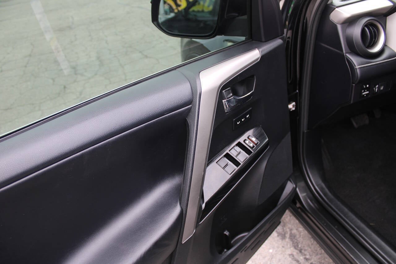 2016 Toyota RAV4 Limited AWD 4dr SUV