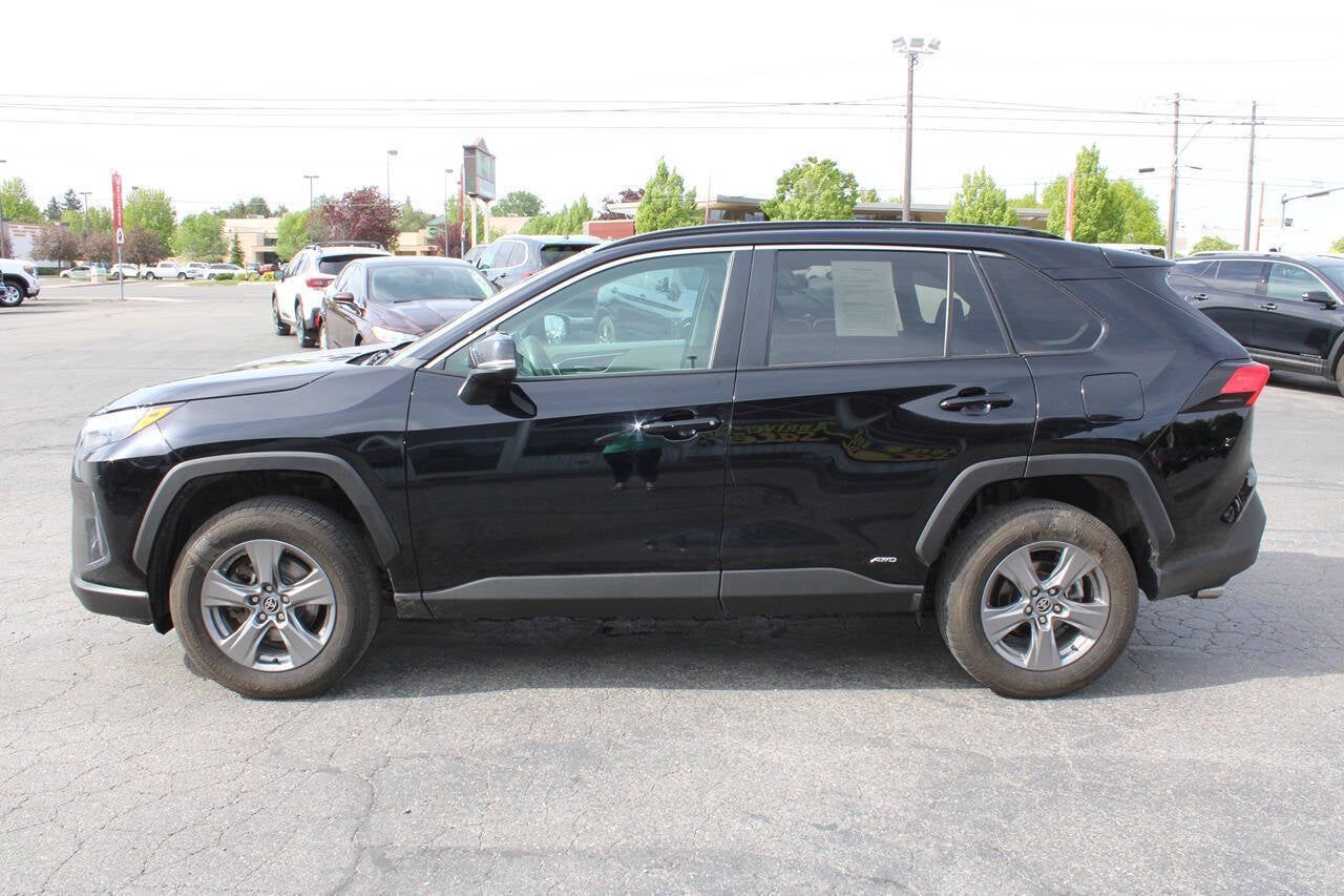 2024 Toyota RAV4 Hybrid XLE AWD 4dr SUV